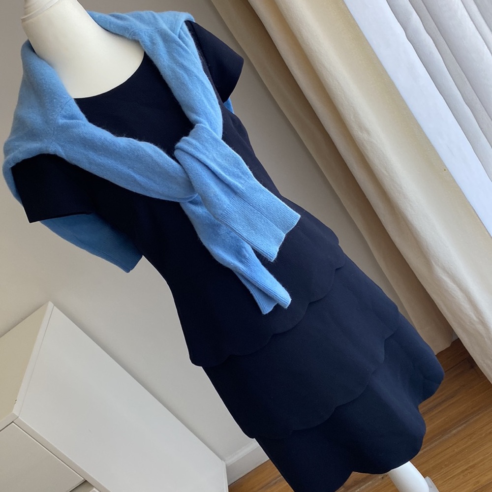 Dress - Picture 2 of 4